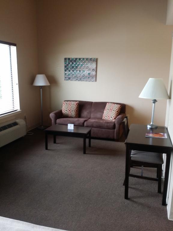 Ambassador Inn & Suites Baldwin エクステリア 写真
