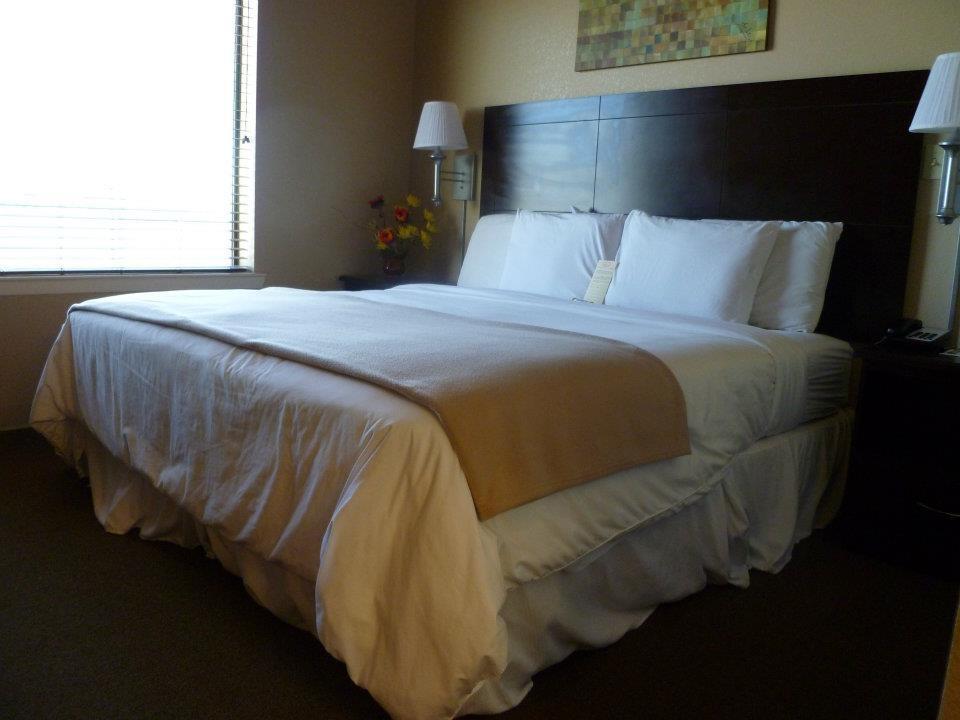 Ambassador Inn & Suites Baldwin エクステリア 写真