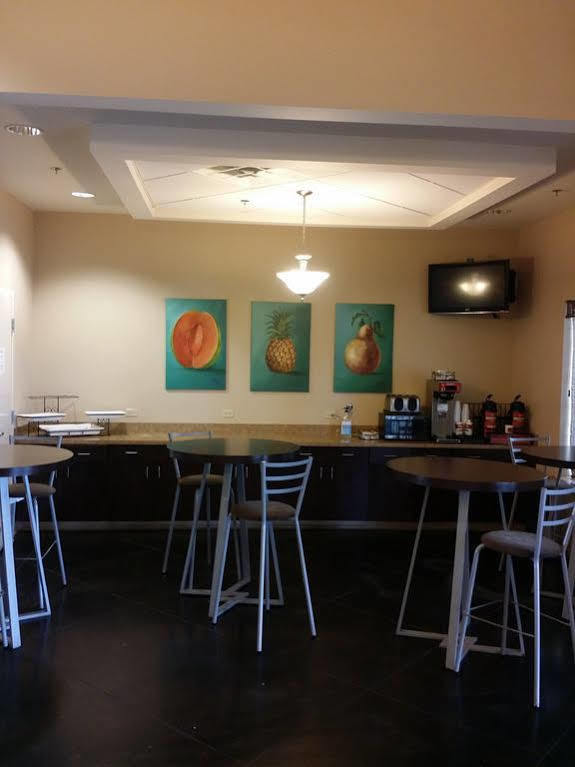Ambassador Inn & Suites Baldwin エクステリア 写真